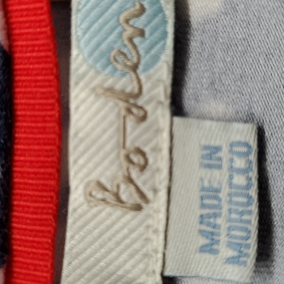 BODEN, navy blue dress with white geometric design. Size 6. Waist band. Short sl - Picture 8 of 10